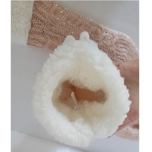 NWT Home Collection Pink Sequin Cable Knit Slipper Socks w Plush Sherpa Lining - Picture 2 of 7